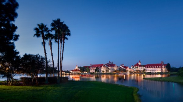 Disney&rsquo;s Grand Floridian Resort and Spa seen from outside